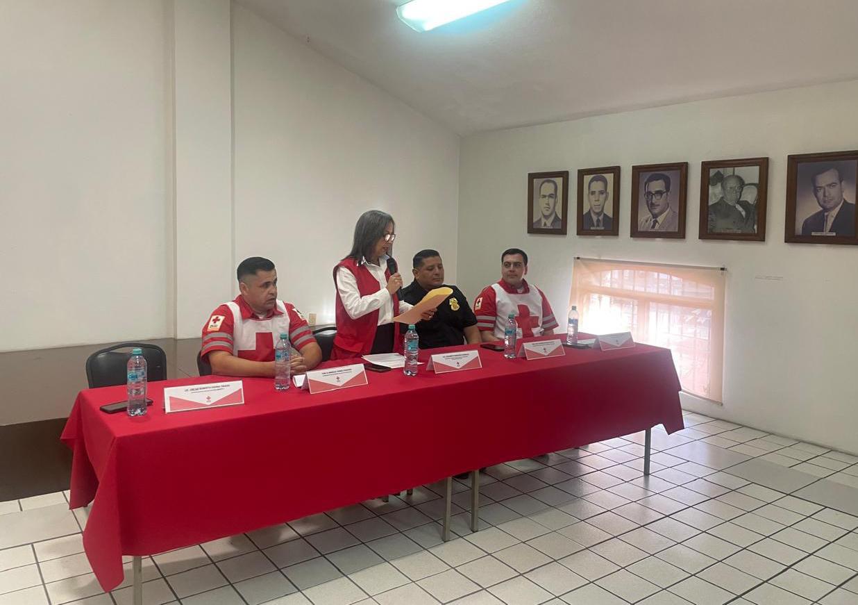 $!Asume Gabriel Moreno el cargo de coordinador de Socorros en Cruz Roja Delegación Mazatlán