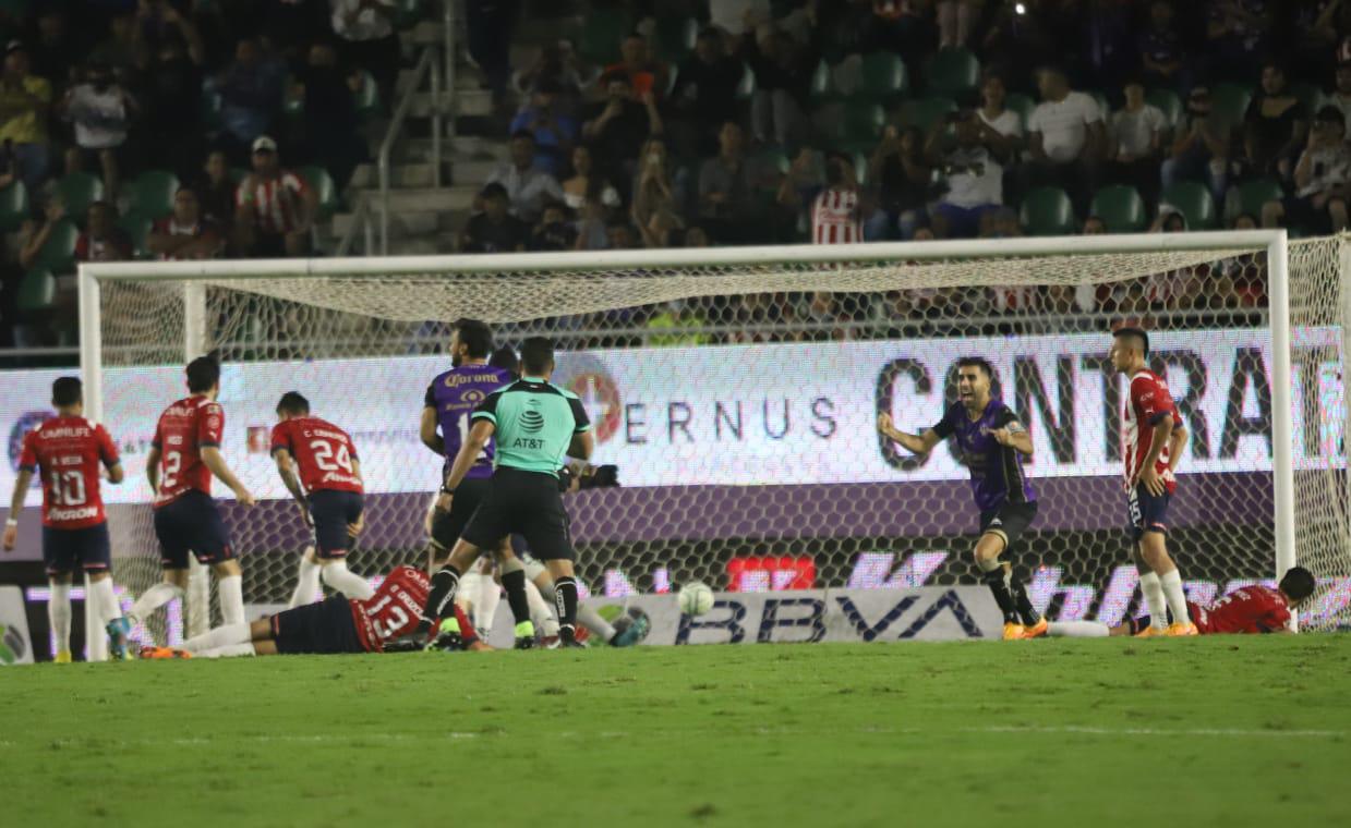 $!Mazatlán FC logra frente a Chivas su primer triunfo del Apertura