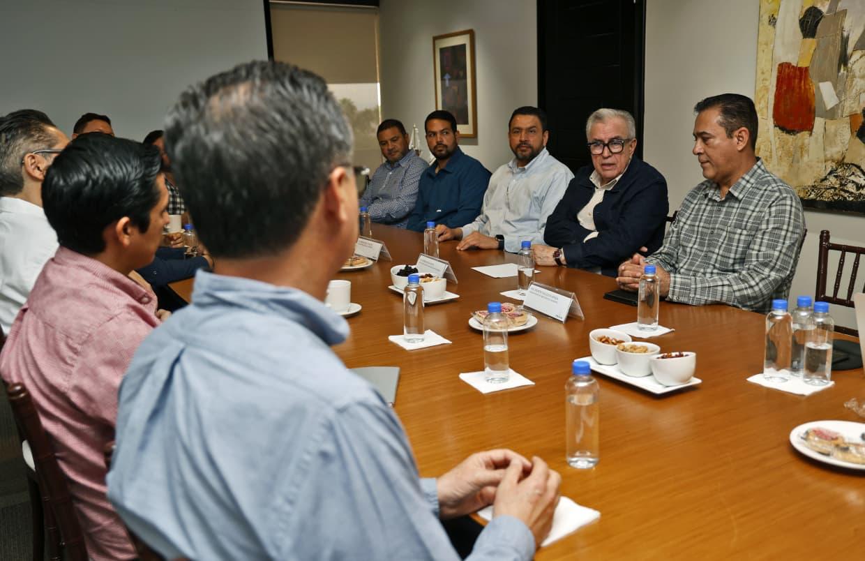 $!Rocha Moya se reúne con comercializadores de garbanzo previo a misión comercial en Dubái