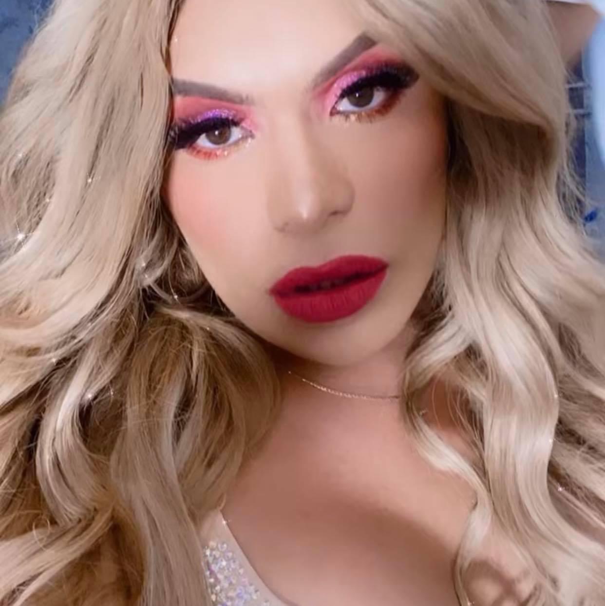 $!Wendy Guevara, la influencer trans cuyo carisma ha robado el corazón de México