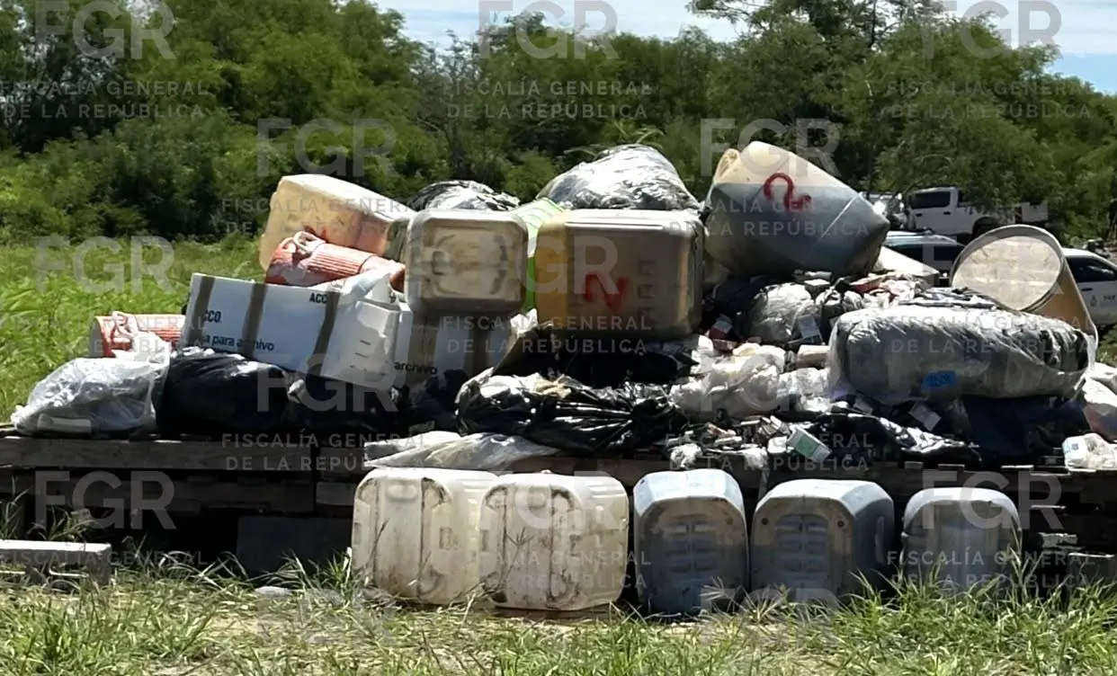 $!Incinera FGR más de 900 kilos de droga y destruye 223 tragamonedas en Sinaloa