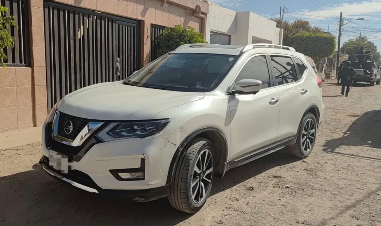 $!Buscaba Ejército cámaras en Villa Juárez y localiza vehículo con armamento