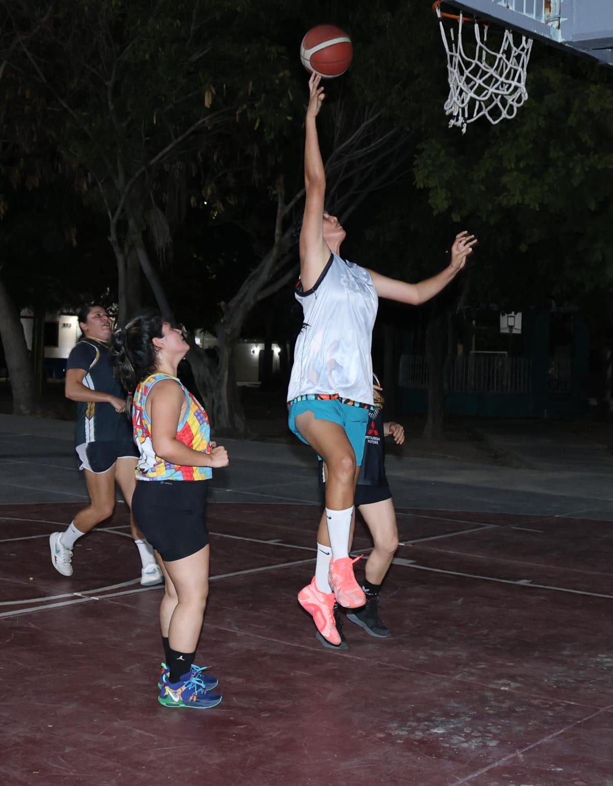 $!Legos saca el resultado a Sinaloa Ladies en Torneo Golden