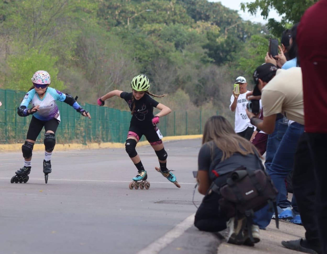 $!Actuación dorada de Mazatlán en la etapa estatal del patinaje de velocidad