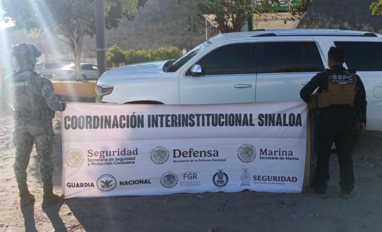 $!En El Fuerte aseguran tres vehículos que fueron robados en Estados Unidos