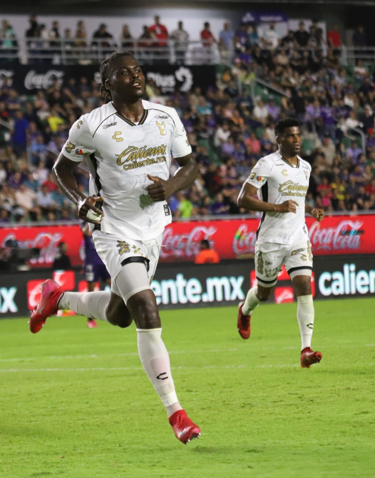 $!Xolos hace la maldad y elimina aspiraciones de Play-In para Mazatlán