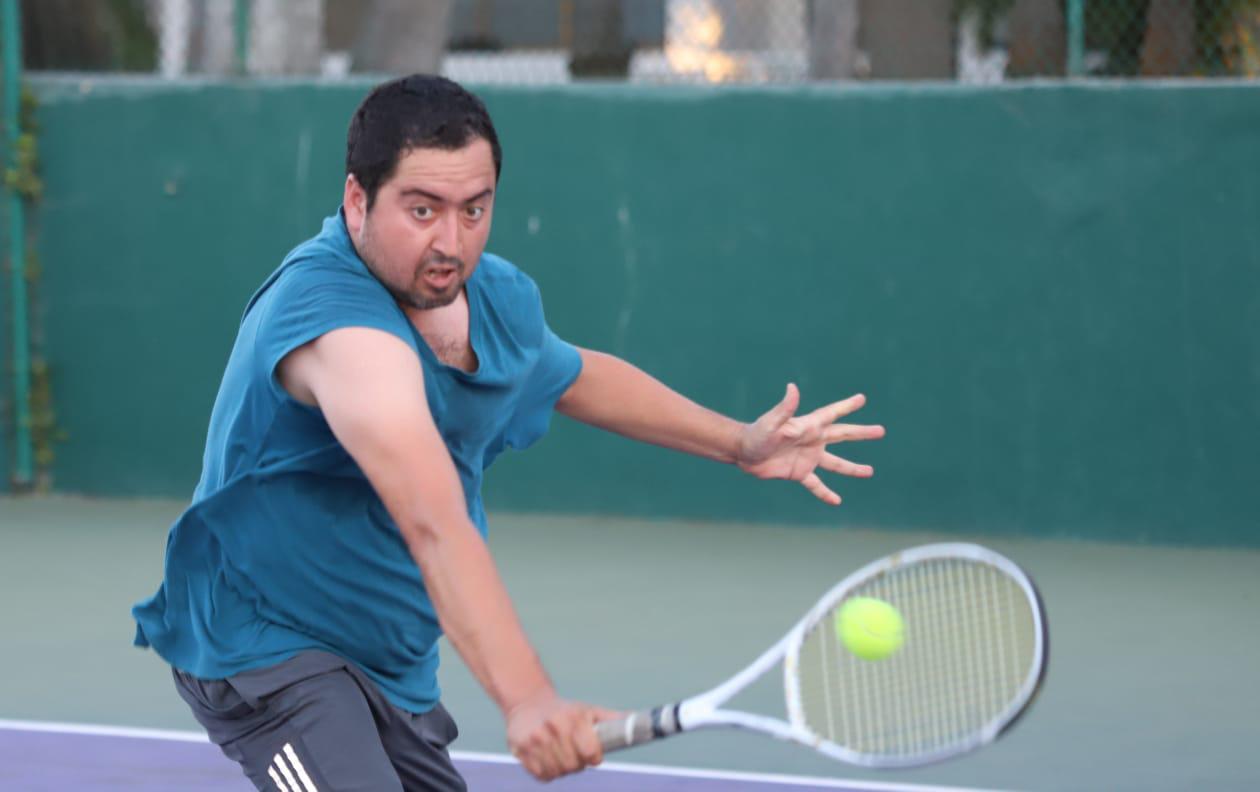 $!Ana Sofía Hernández da batalla, pero cede ante Mark Stoffels en Copa Amstel Ultra de Pascua