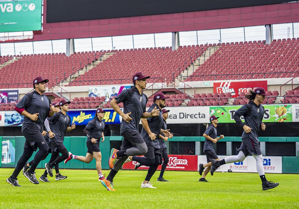 $!Julio Urías invitado por Tomateros a su pretemporada