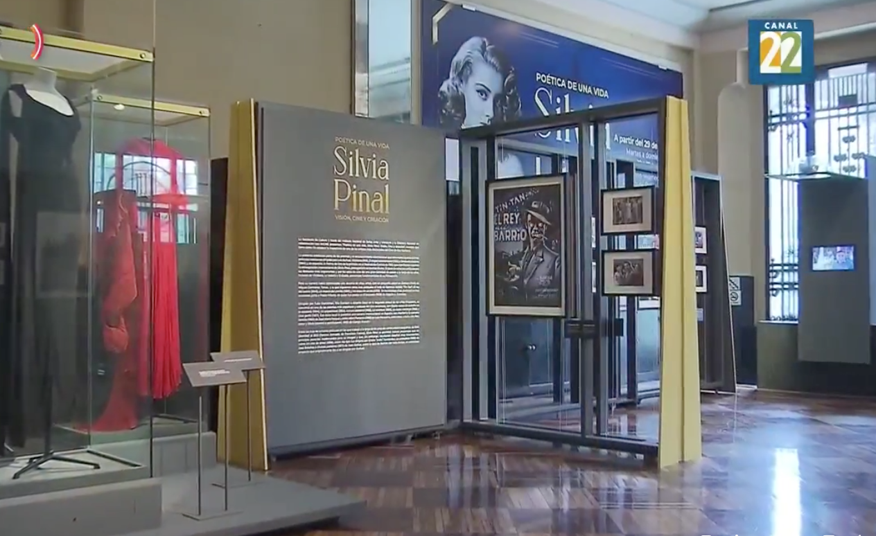 $!Exposición de piezas de la actriz dan la bienvenida a los asistentes.