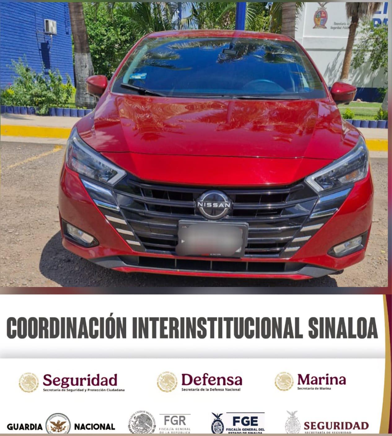 $!Le ponen el alto a un civil, lo detienen y le aseguran un arma de fuego en la colonia Villa del Cedro, en Culiacán