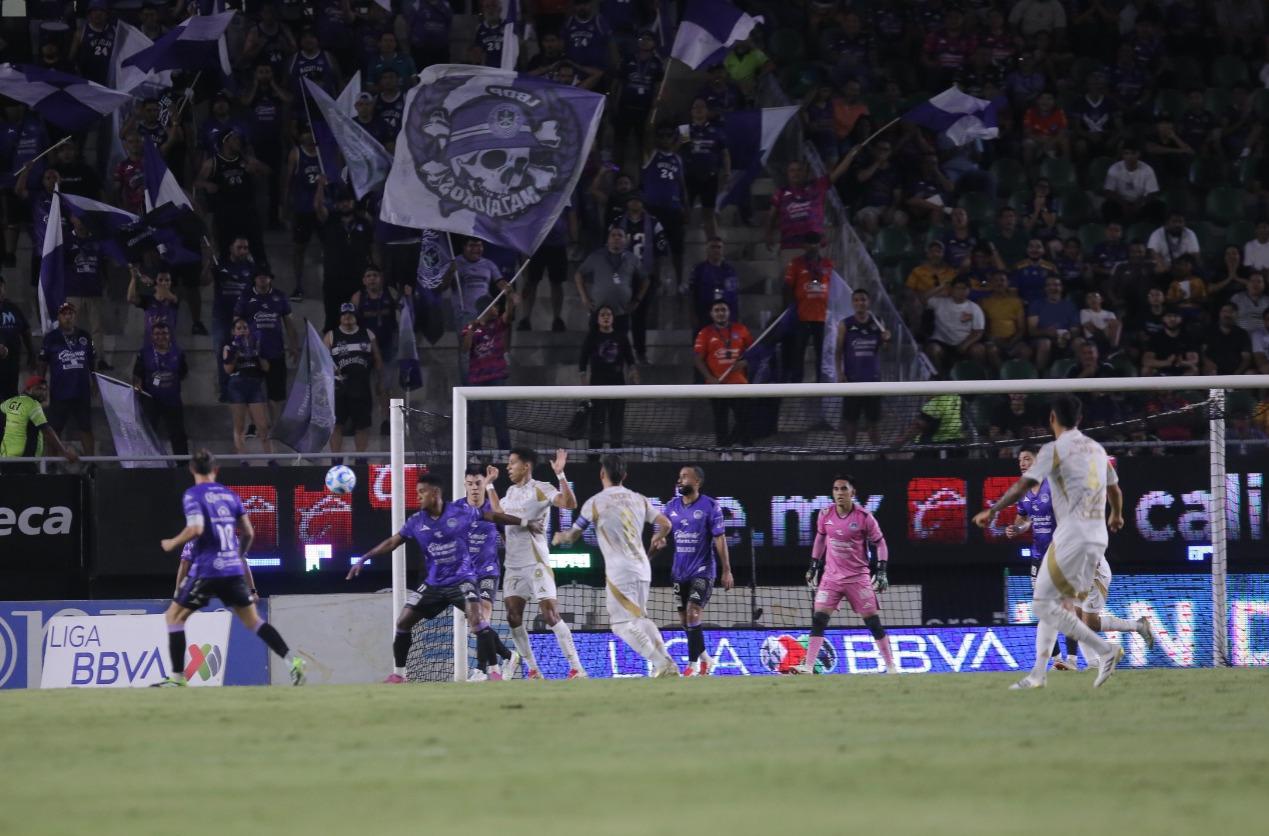 $!Mazatlán FC y Tigres firman un electrizante empate que tuvo expulsiones y goles anulados