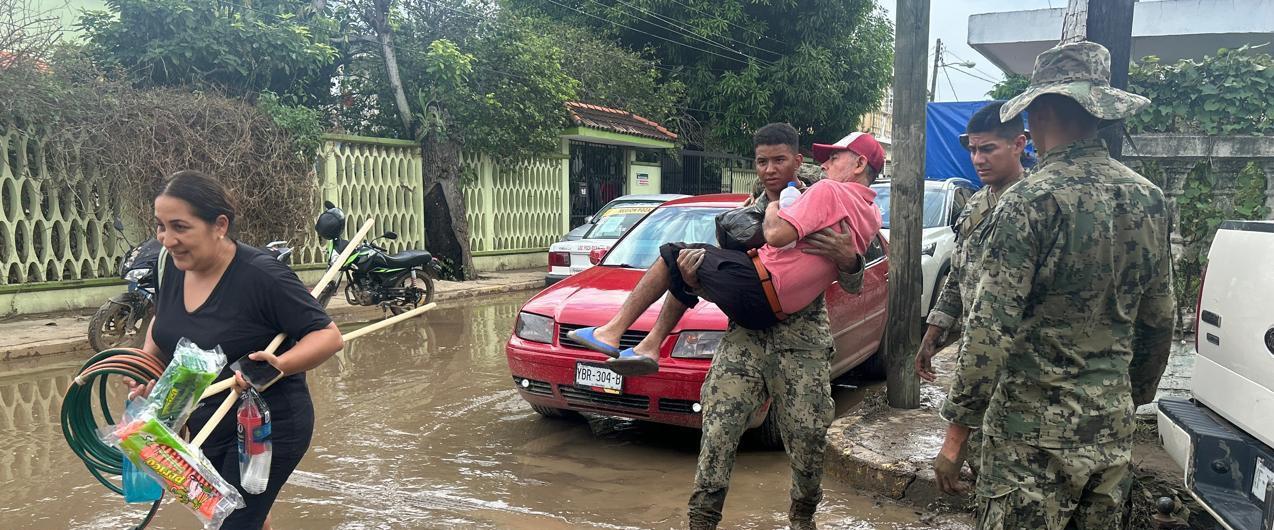 $!Marina despliega apoyo a comunidades afectadas por lluvias en varios estados