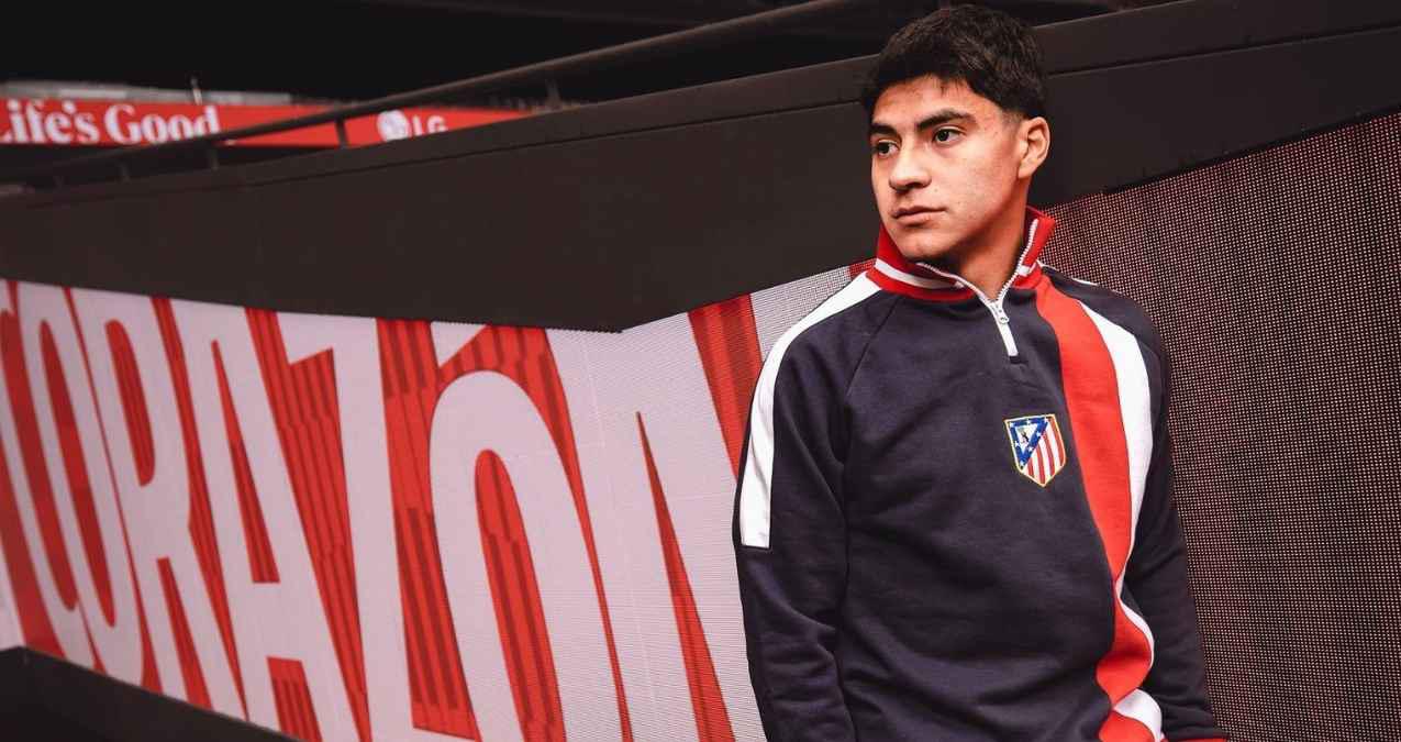 $!Obed Vargas, del Atlético de Madrid, y Santiago Giménez, AC Milan, concentran con México