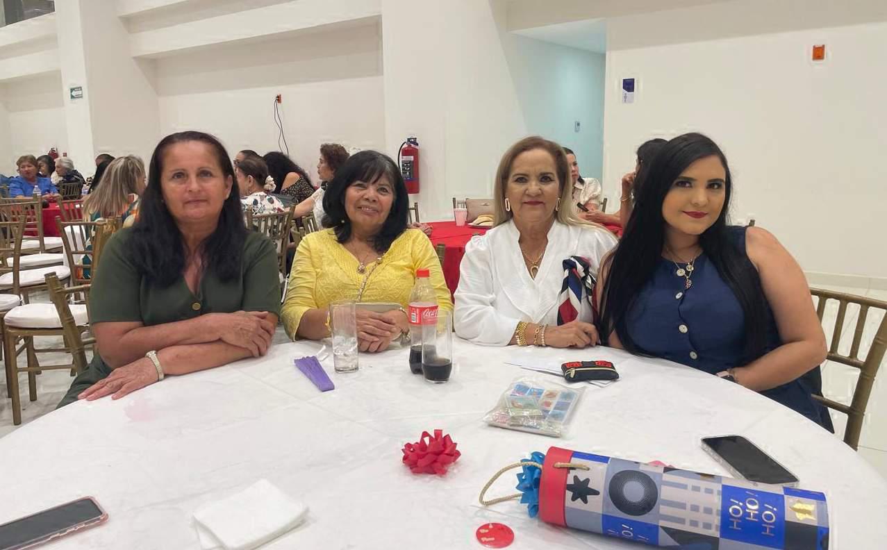 $!Elba Ramos, Jael Viera, Doris Osuna de Villalpando y Wendy Villalpando.