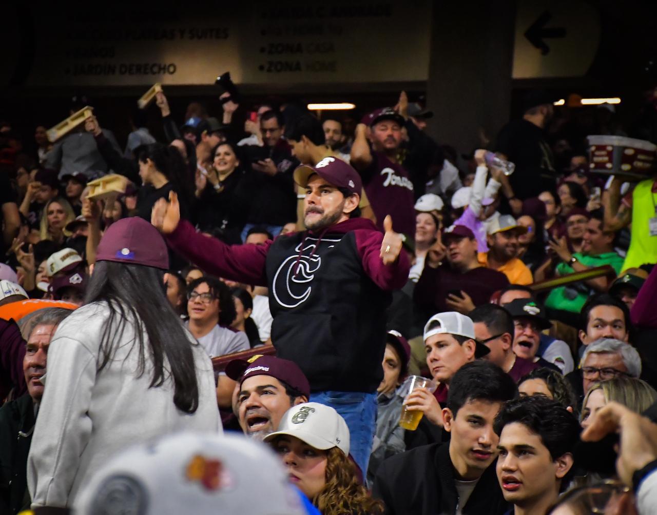 $!Alí Solís y Orlando Martínez mandan a Tomateros a las semifinales de la LMP