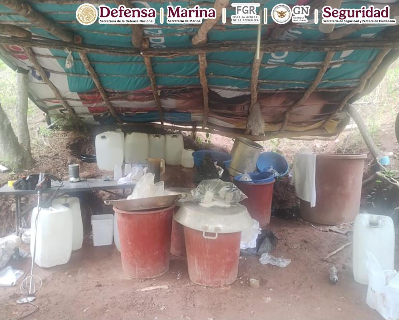 $!Aseguran en Culiacán cuatro centros con precursores para elaborar metanfetamina