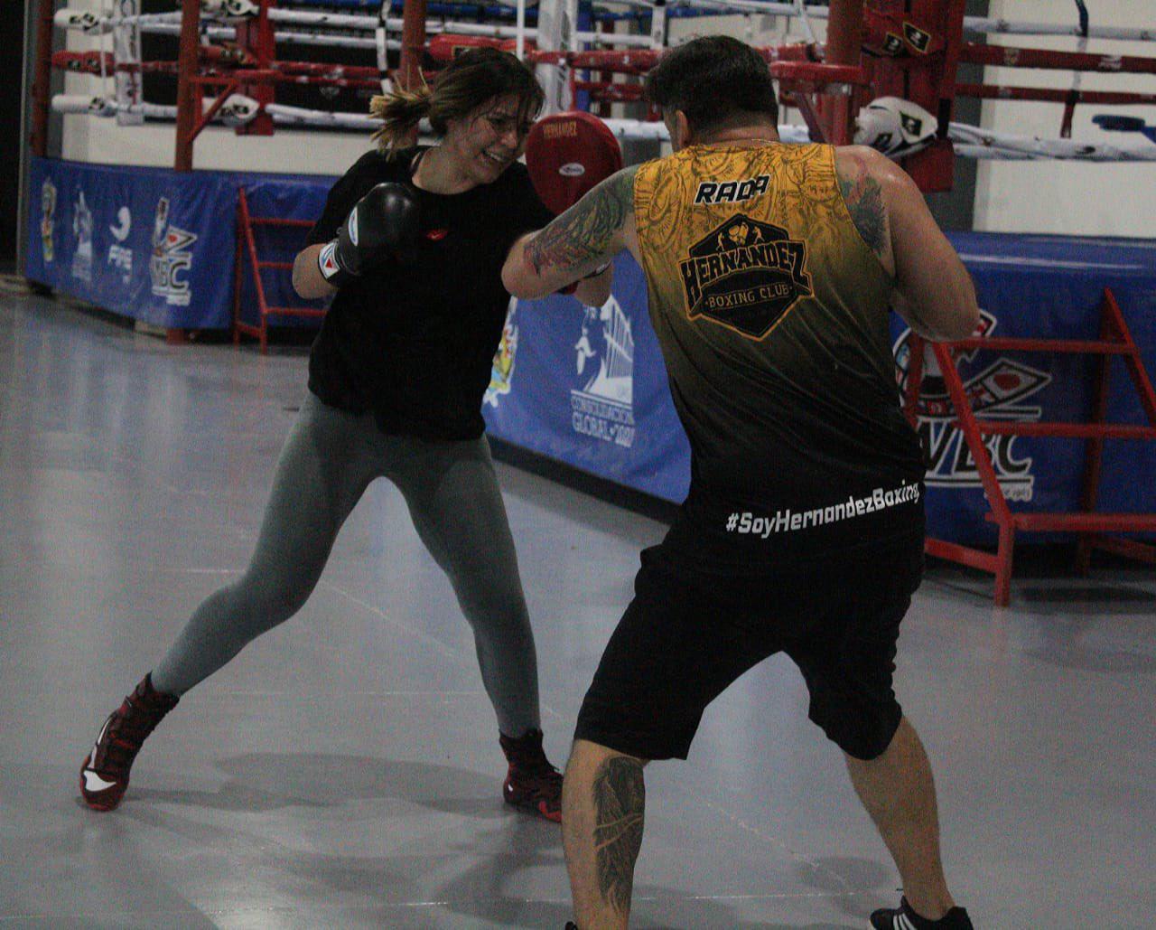 $!Sinaloense Tamara Cruz debutará este viernes en Mundial de Boxeo Femenil