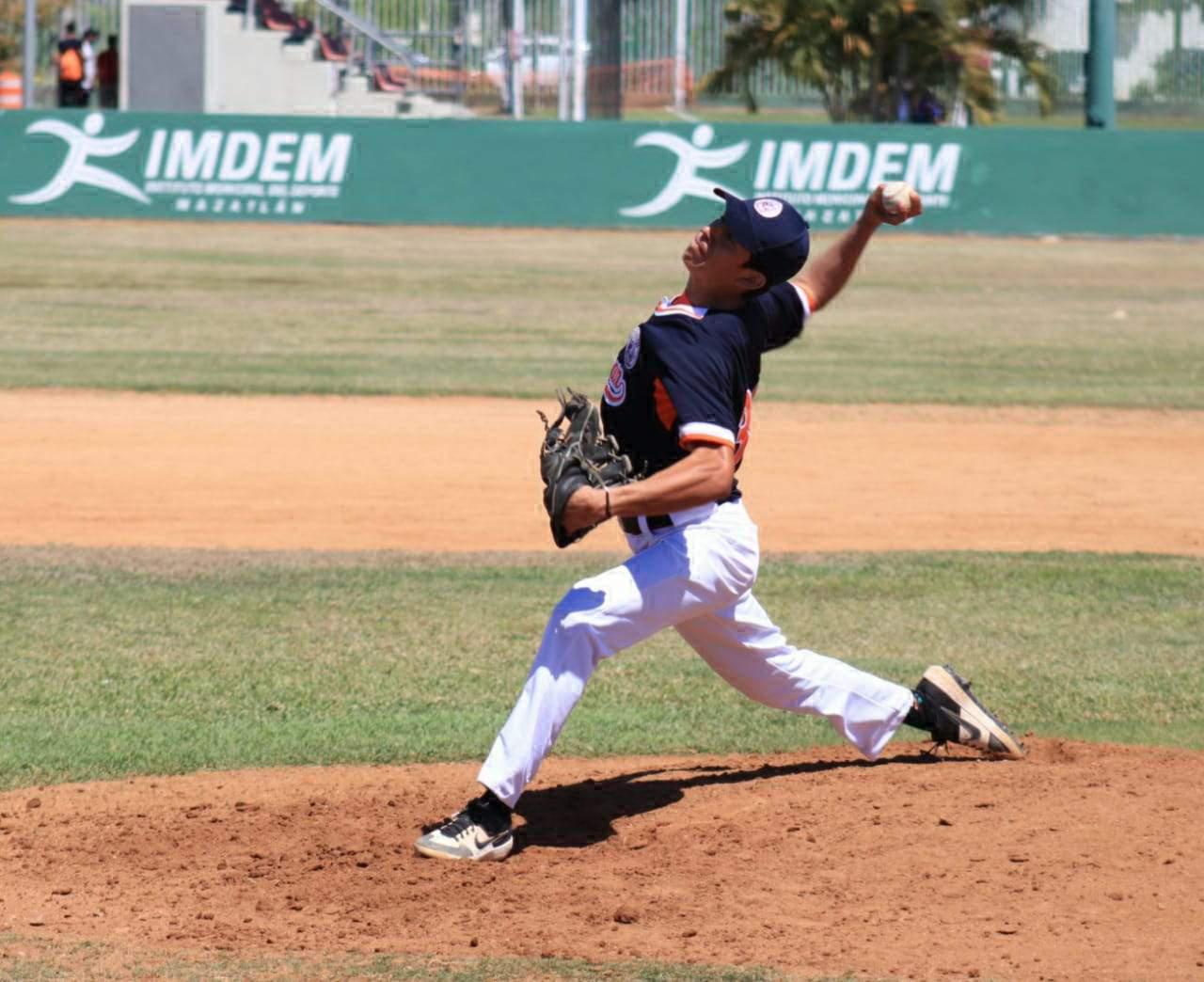 $!Mazatlán blanquea a Teacapán en la Liga Regional de Beisbol del Sur de Sinaloa