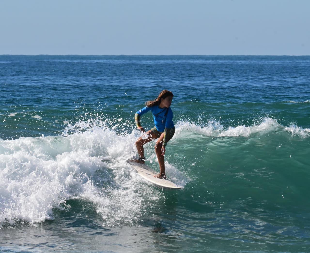 $!La ola del deporte llega con el Clásico de Invierno de Surfing a Playa Brujas