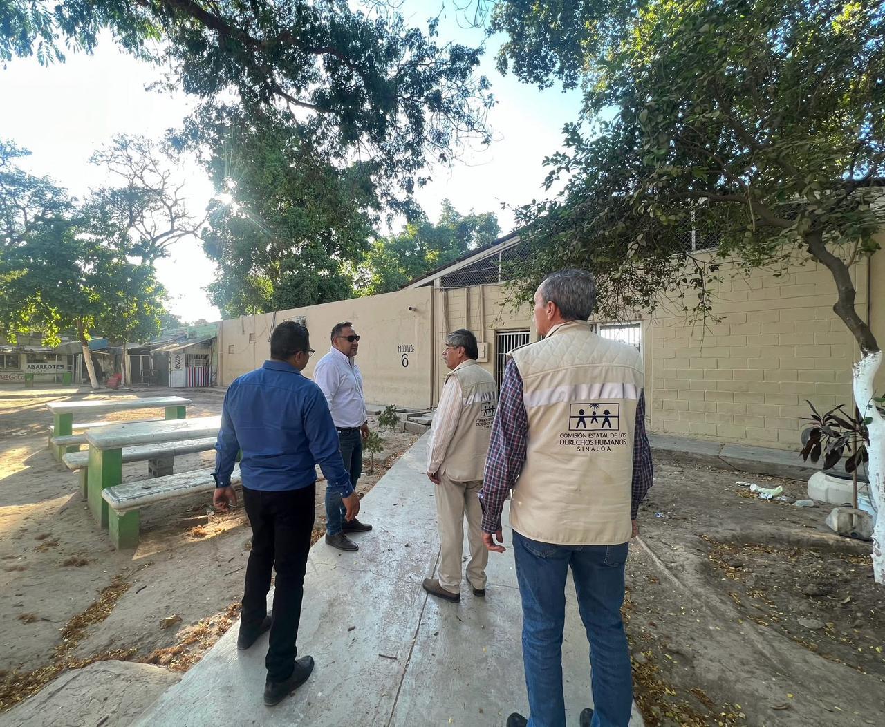 $!CEDH recorre penal de Aguaruto tras balacera del miércoles