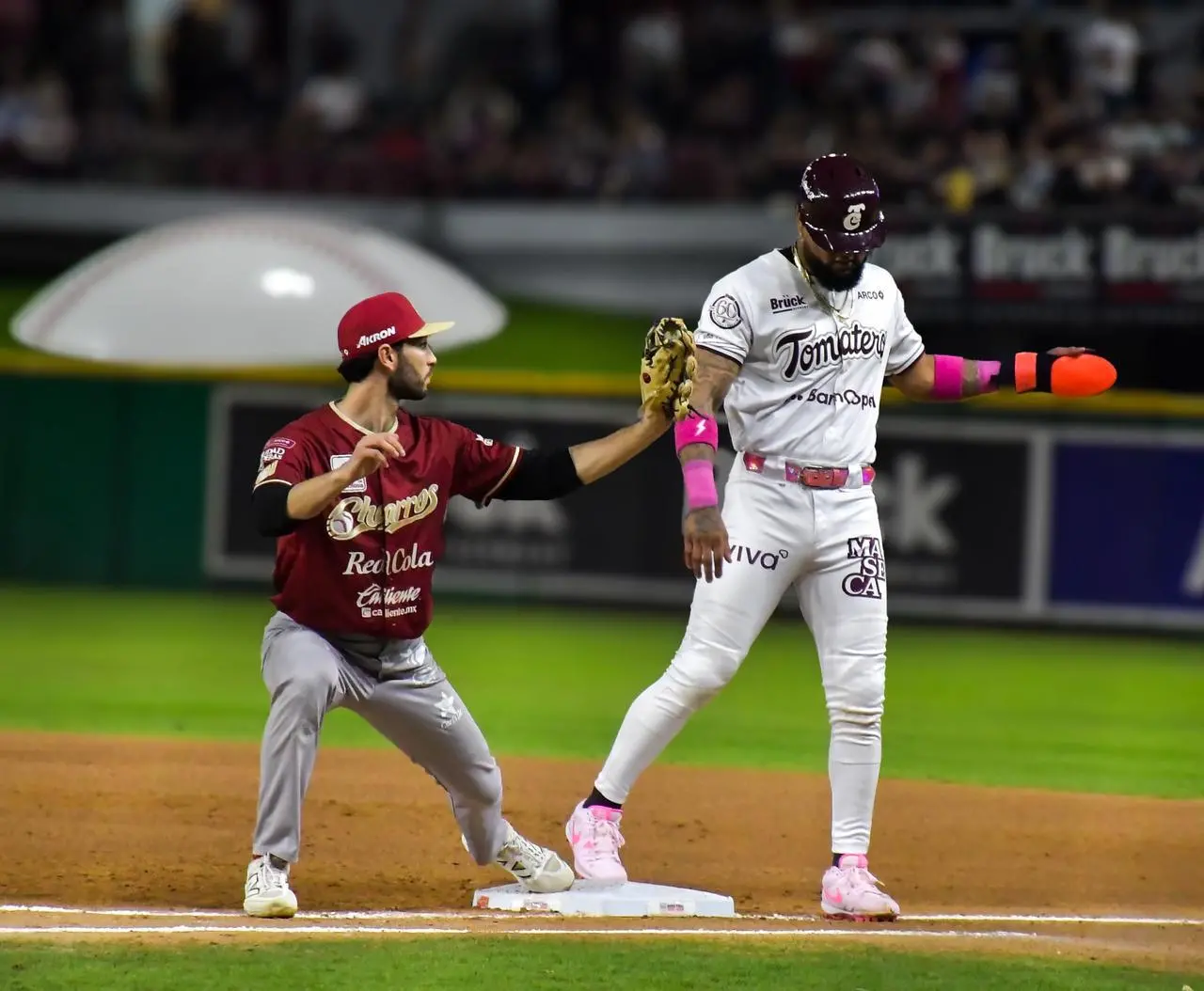 $!Tomateros reacciona tarde y Charros se pone a dos triunfos del bicampeonato