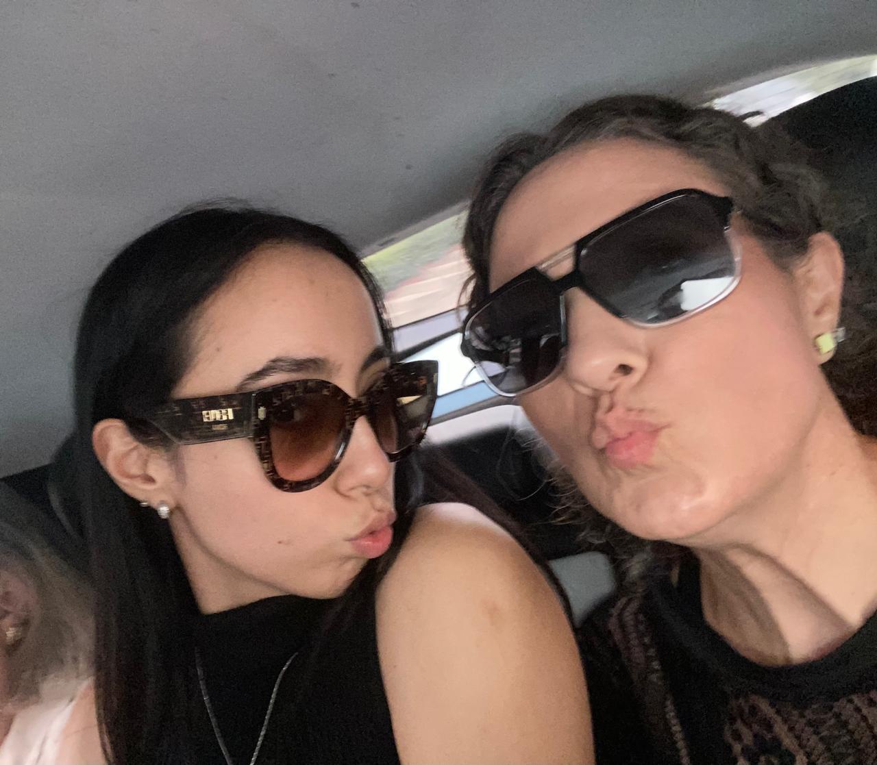 $!Yamileth Garza Bayliss y su hija María José.
