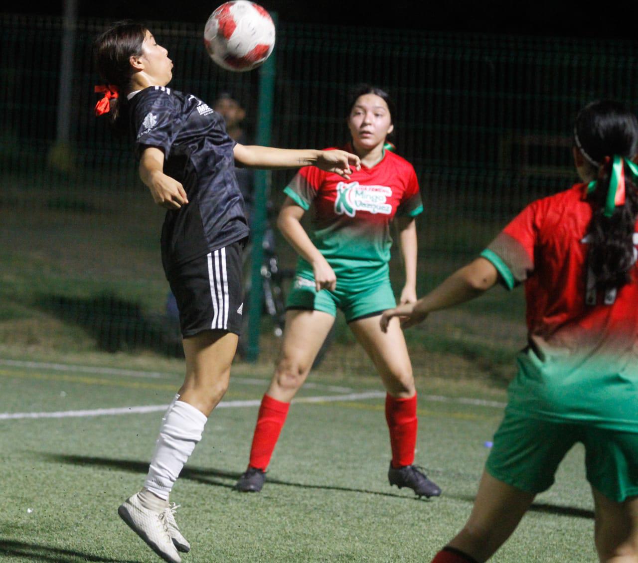 $!Mazatlán Femenil debuta con triunfo en Estatal de Futbol