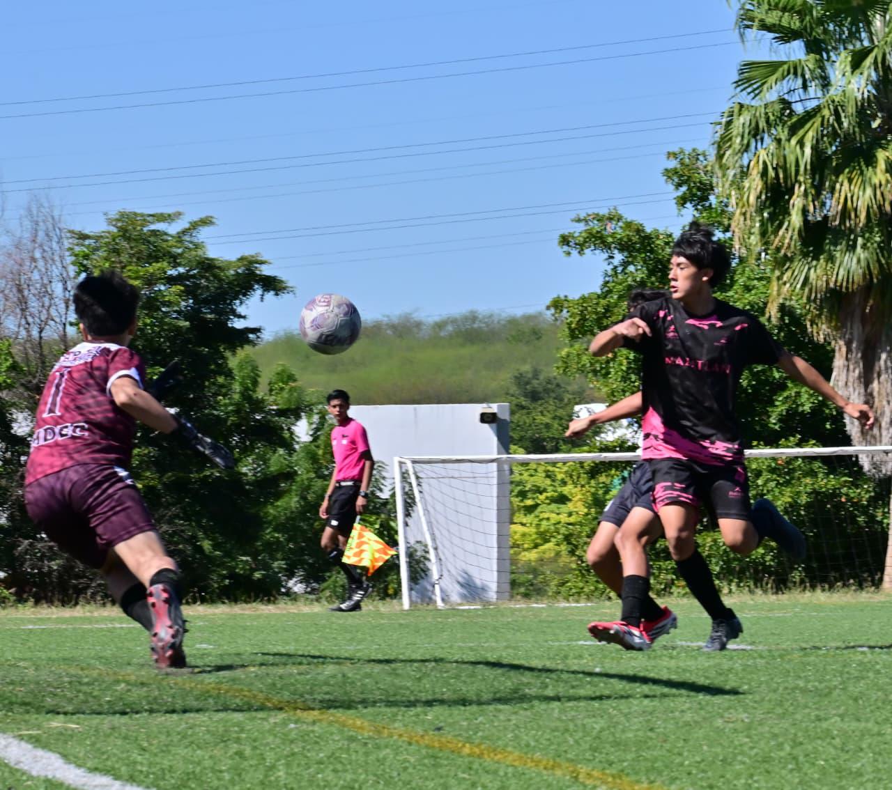 $!Mazatlán logra oro y plata en el estatal de futbol Conade 2026