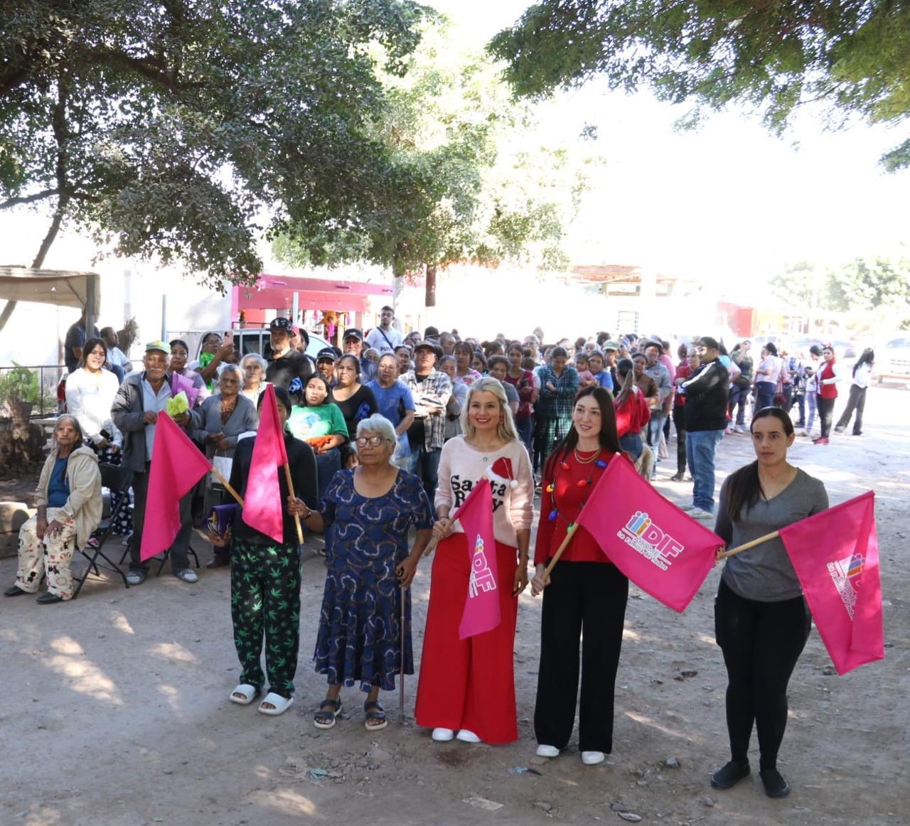 $!Distribuye DIF Ahome 800 paquetes pozoleros en zonas marginadas