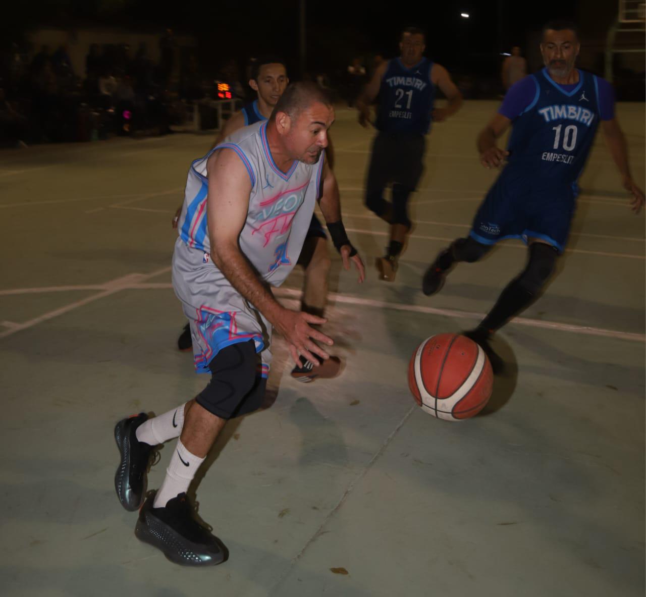 $!Tímbiri empareja la final a Neon Flow, en el Infonavit Playas