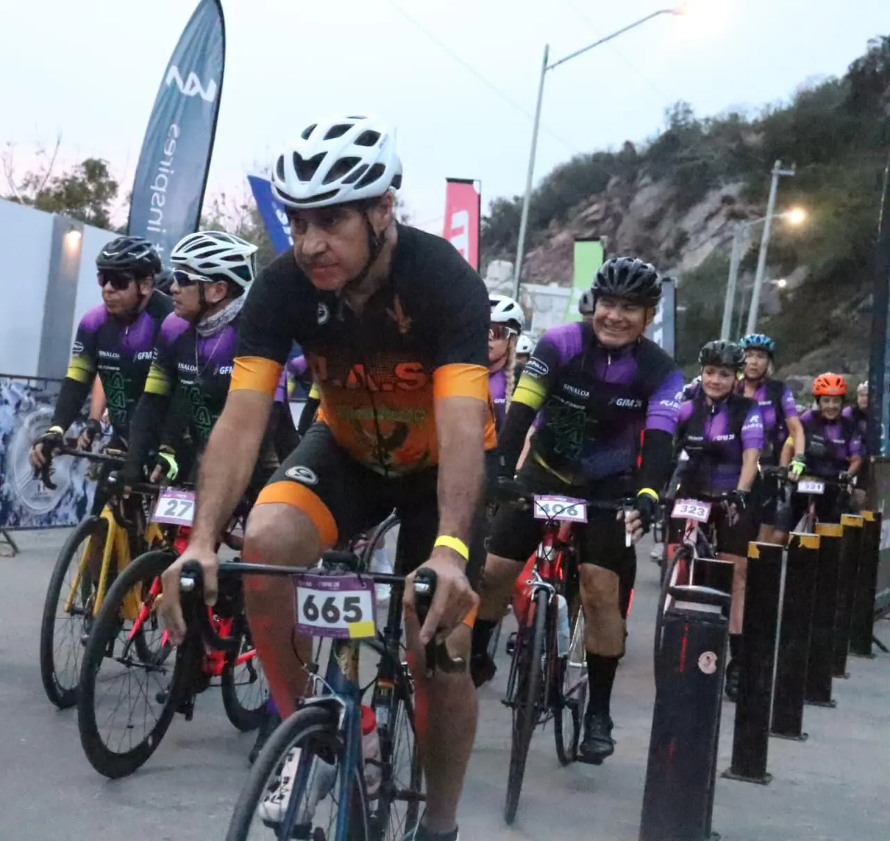 $!Gran Fondo Mazatlán reúne a 700 ciclistas en su 14ª edición