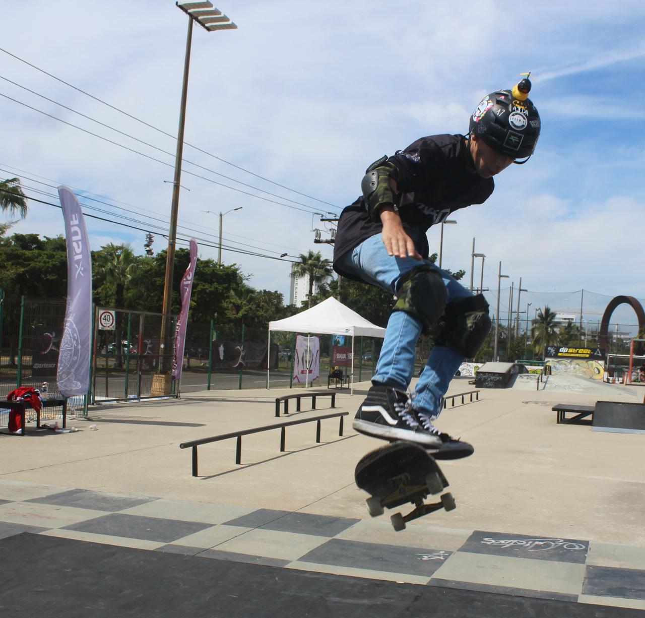 $!Inicia Mazatlán con dos oros y una plata su cosecha de medallas en estatal de skateboarding