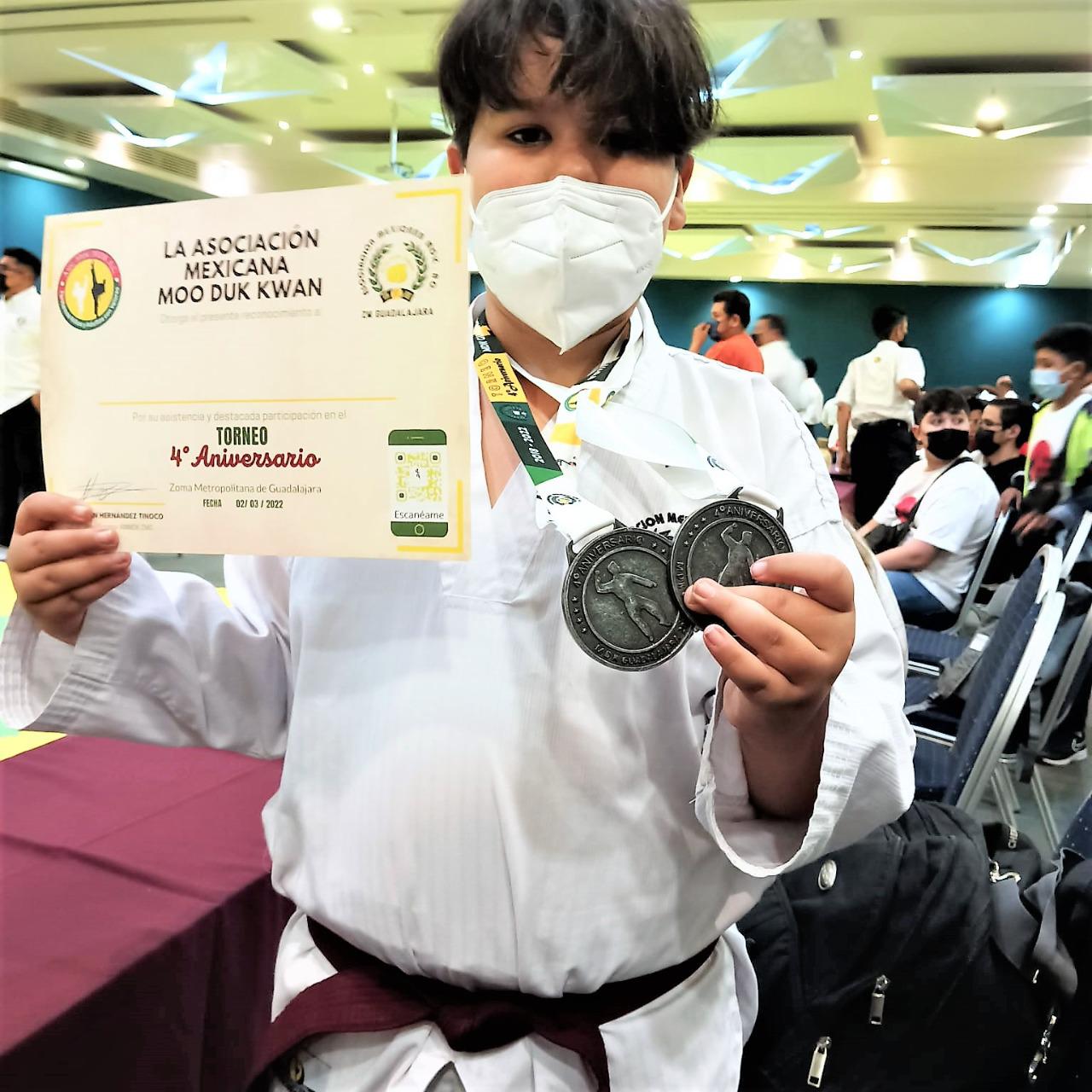 $!Escuinapa conquista 10 medallas en Regional de Taekwondo en Jalisco