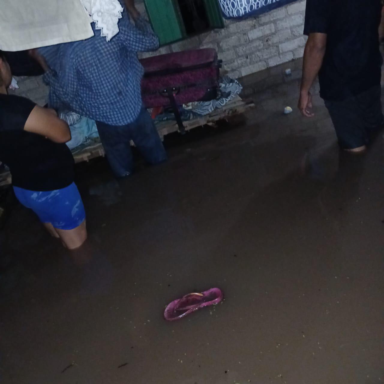 $!En la comunidad de Palmillas, las lluvias hace renacer el temor de perder todo