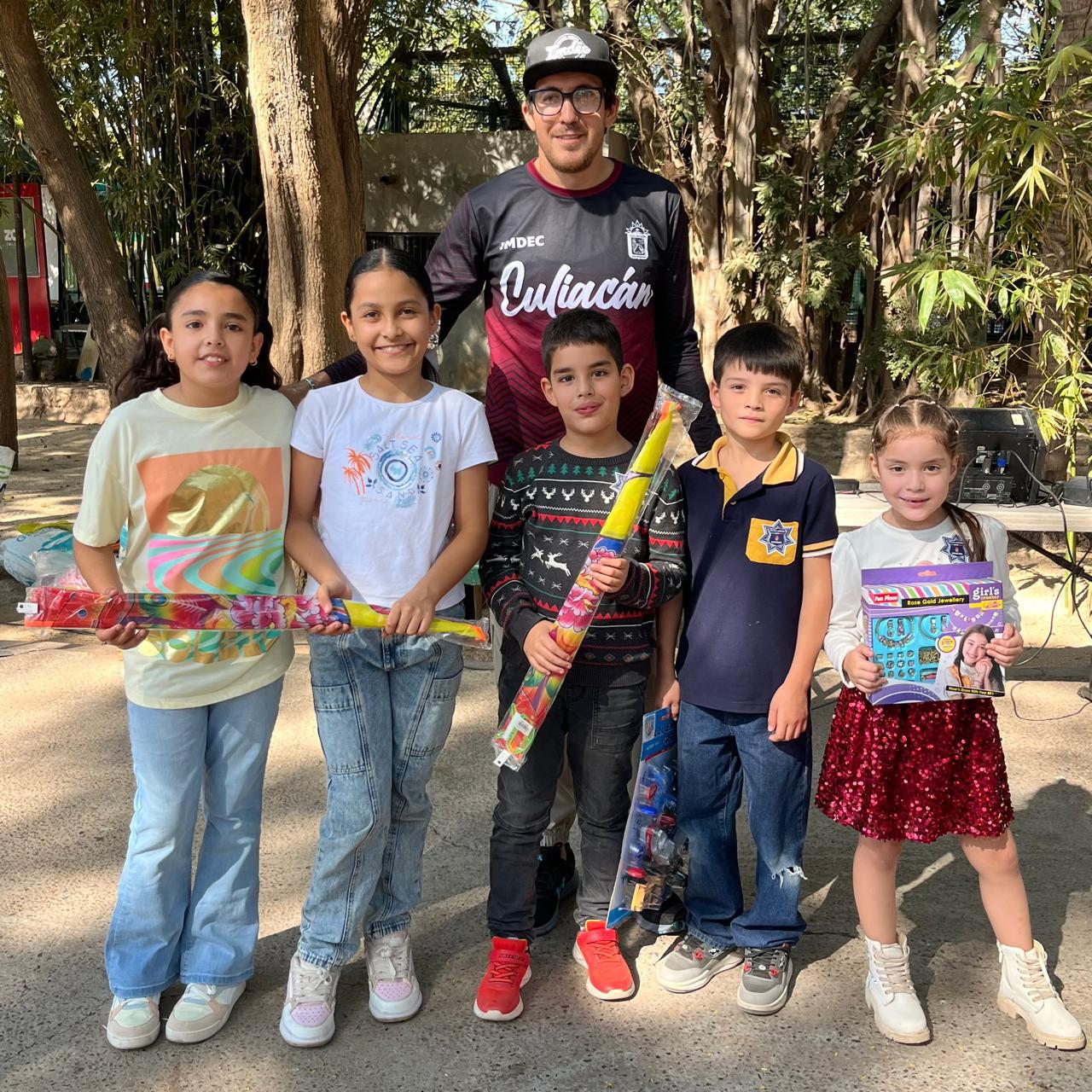 $!Imdec celebra Jornada Deportiva y Recreativa en el Zoológico de Culiacán en presentación de capibaras