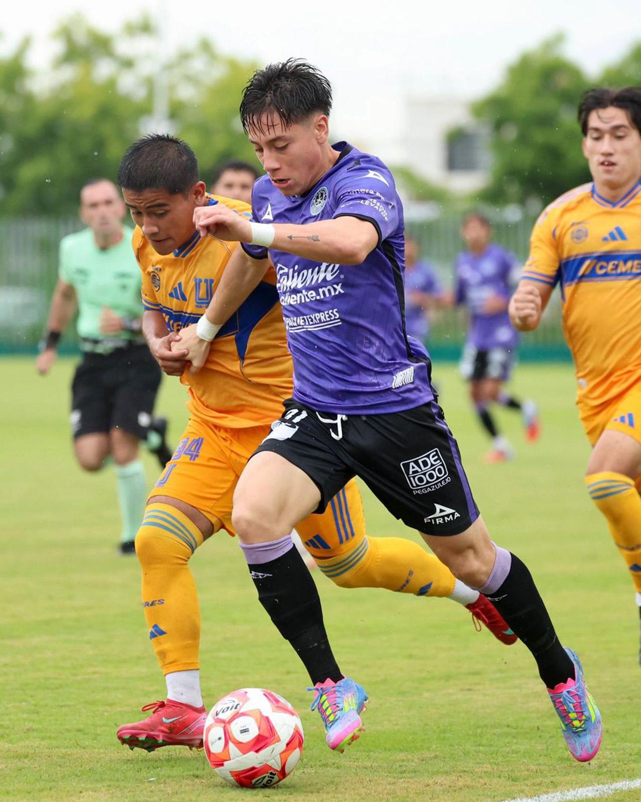 $!Mazatlán Sub 19 rescata empate ante Tigres en cierre dramático