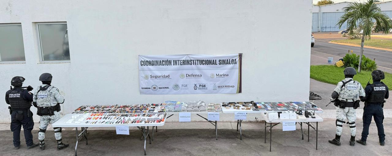 $!Decomisan armas, drogas y más de medio millón de pesos en penal de Aguaruto