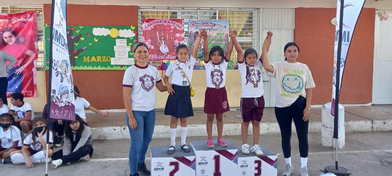 $!Viven el Festival de la Velocidad en la Primaria Flores Magón