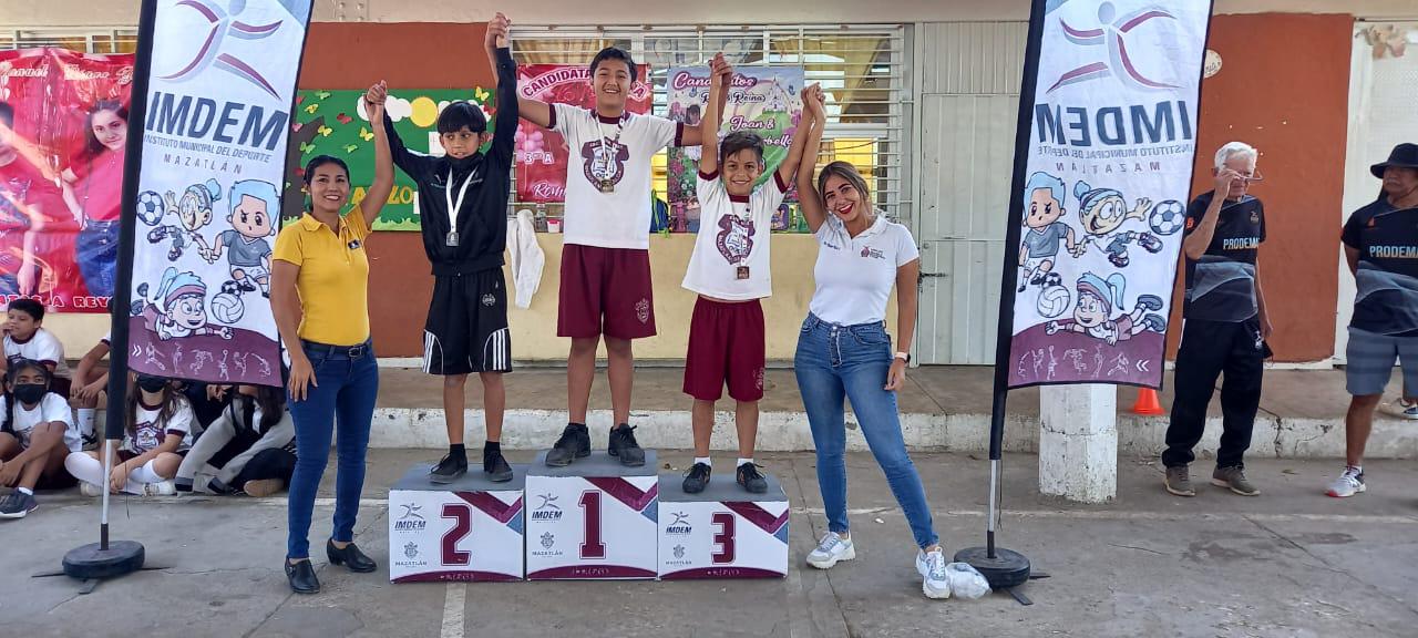 $!Viven el Festival de la Velocidad en la Primaria Flores Magón