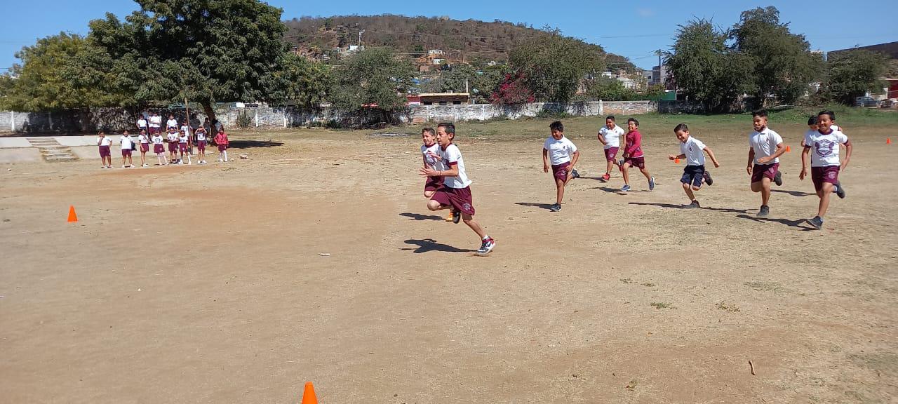 $!Viven el Festival de la Velocidad en la Primaria Flores Magón