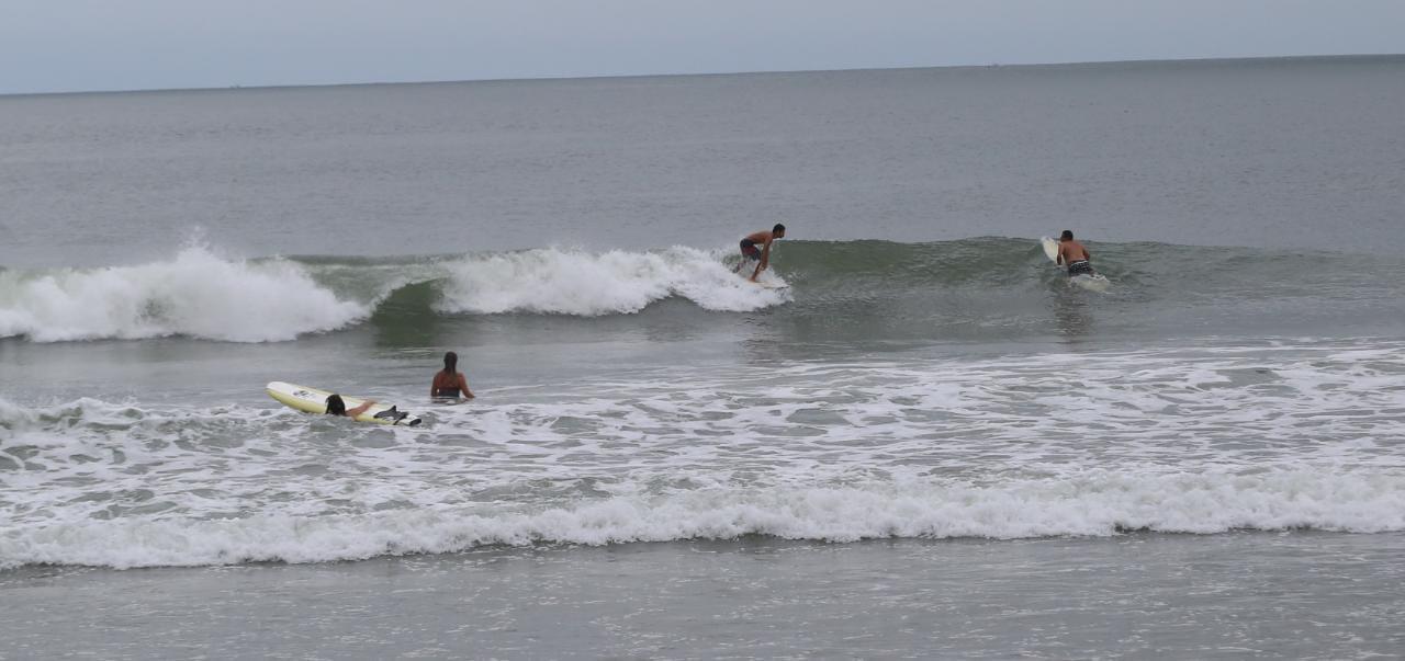 $!Campeonato Estatal de Surfing, regresa a Mazatlán la adrenalina a las olas