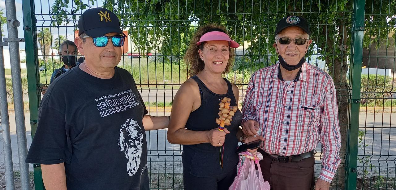 $!José Luis, Leticia y Florentino Escobedo.