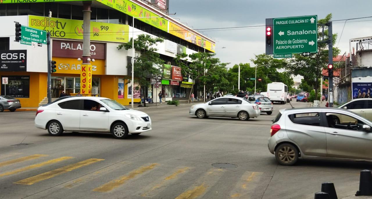 $!Vialidad y Transporte confirma la reparación de 91 semáforos en Culiacán