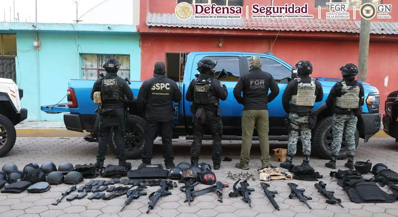 $!Detienen a alcalde de Esperanza, Puebla, durante operativo contra banda de robo de transporte