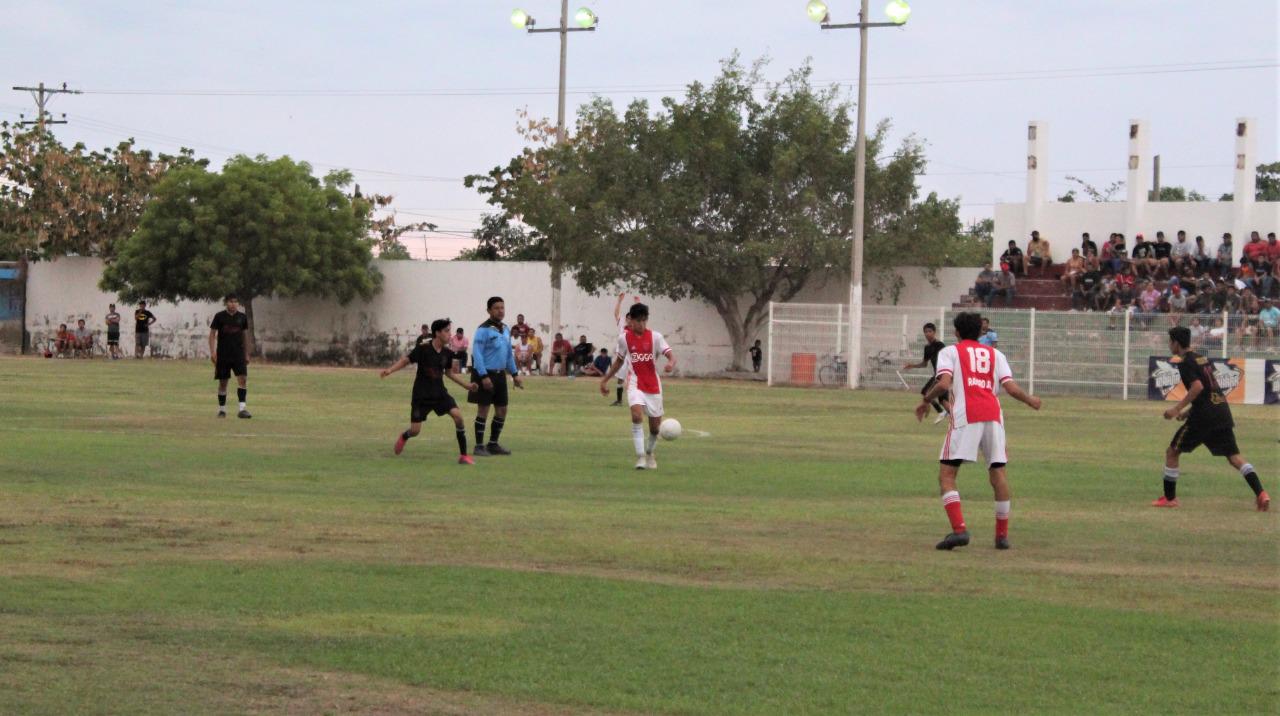 $!La 10 de Mayo alza título de la Liga de Futbol Juvenil de Escuinapa