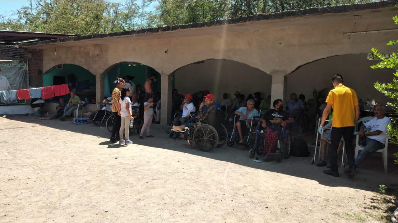 $!Tras el incendio en El Buen Samaritano, abuelitos no tienen a donde ir, seguirán ahí, urgen donativos