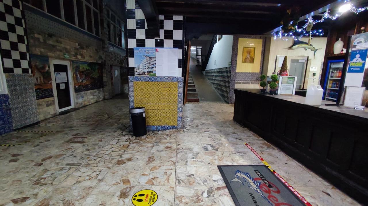 $!Estos muebles son de madera de ébano negro traídos del norte de sudáfrica.