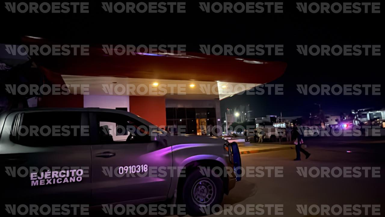 $!Un muerto y 7 heridos deja balacera dentro de restaurante en el sector Tres Ríos, en Culiacán