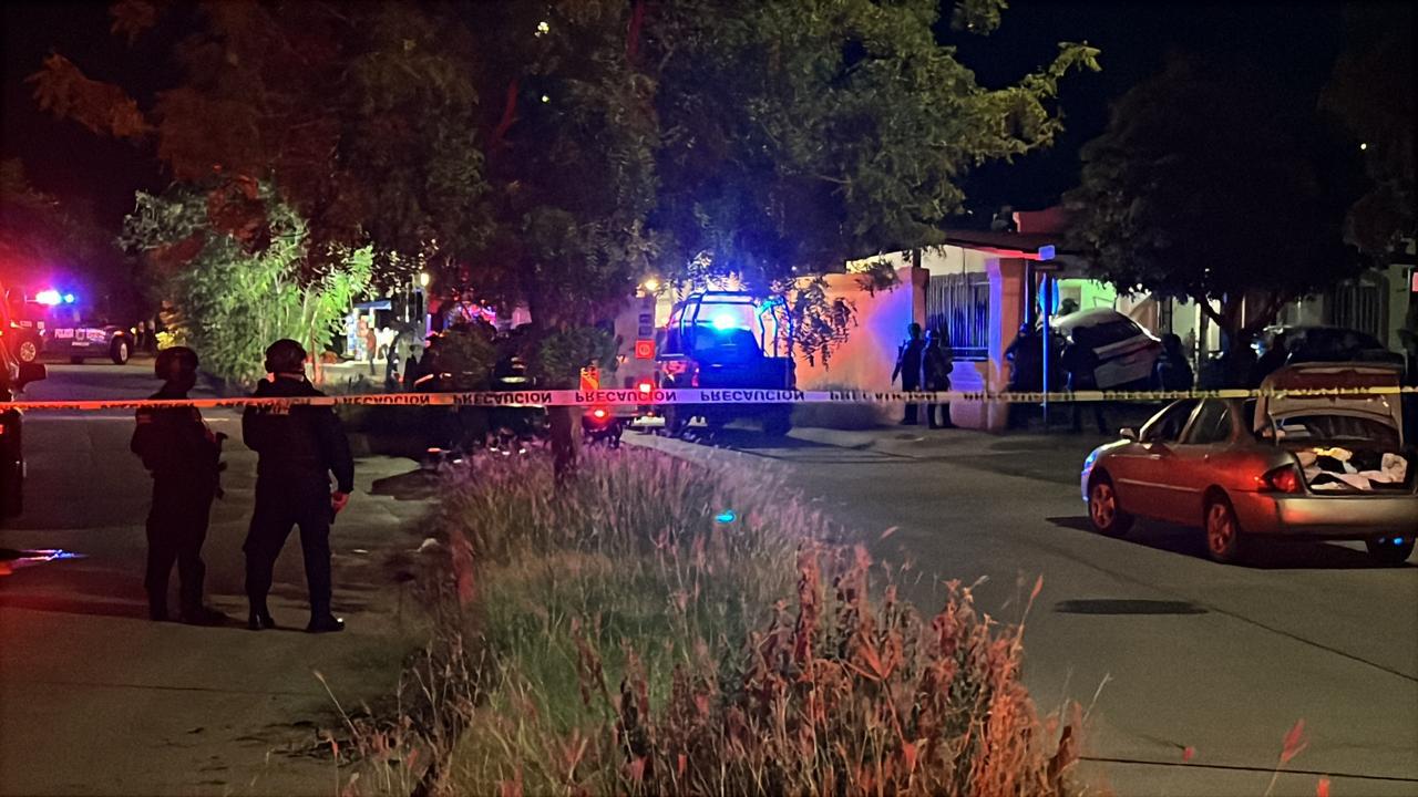 $!Persecución armada en Villa del Prado deja dos heridos tras choque en Culiacán