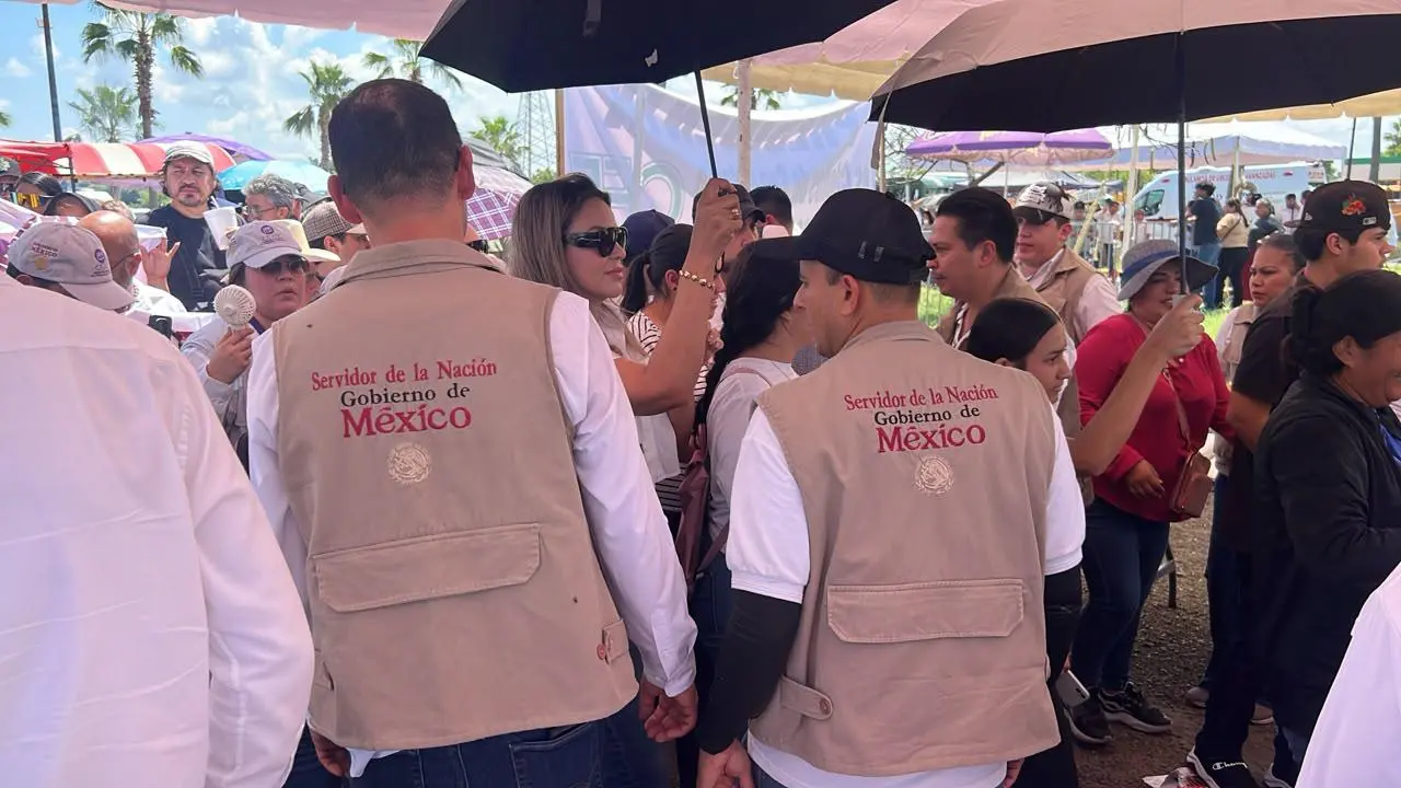 $!Decomisan lona no autorizada en acceso a evento de Sheinbaum en Culiacán